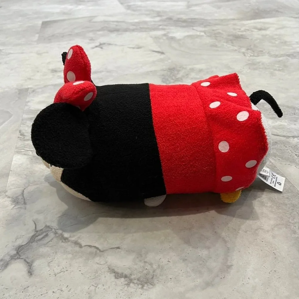 Disney Store‎ Tsum Tsum Minnie Mouse Medium 12